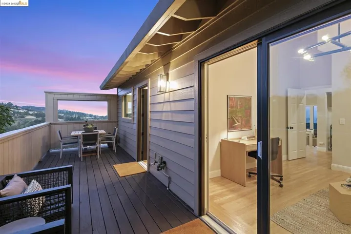9 Clipper, Oakland, California 94618