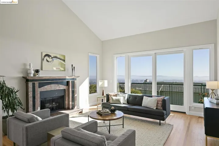 9 Clipper, Oakland, California 94618