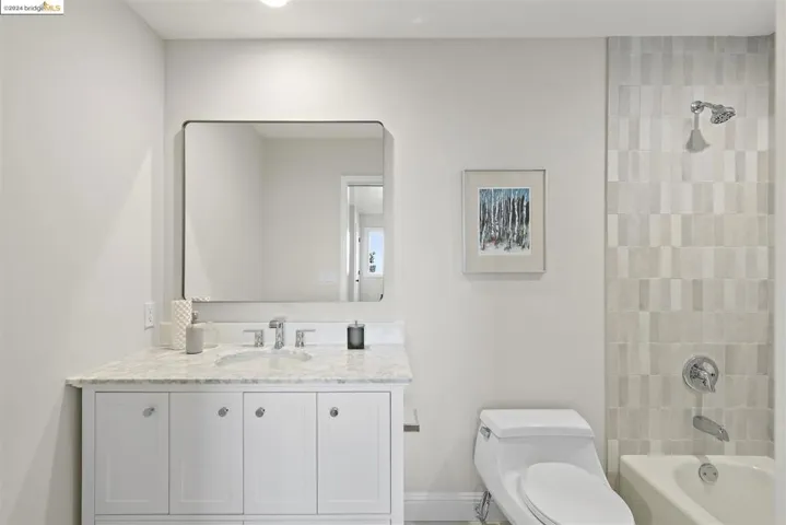 9 Clipper, Oakland, California 94618