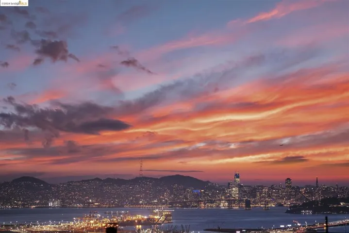 9 Clipper, Oakland, California 94618