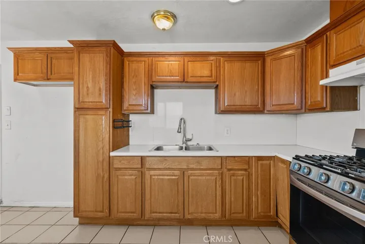 40610 12th Street W, Palmdale, California 93551