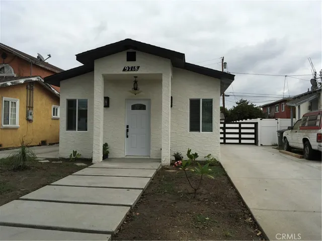 3 bedrooms, two bathrooms.