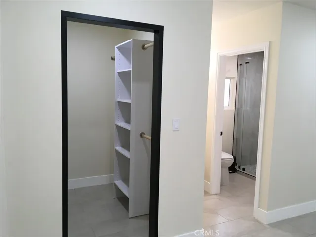 Master bedroom has a full bath, nice closet!