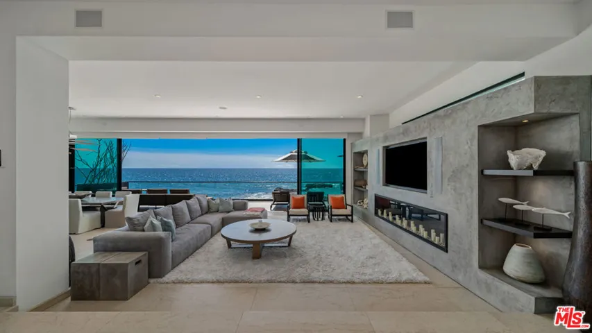 25250 Malibu Road, Malibu, California 90265