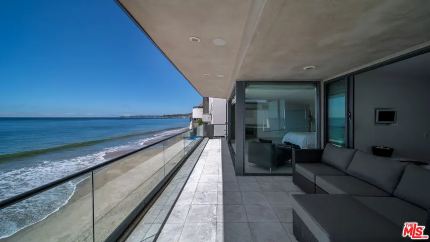 25250 Malibu Road, Malibu, California 90265