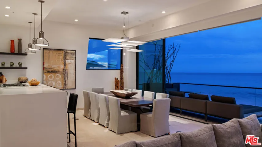 25250 Malibu Road, Malibu, California 90265