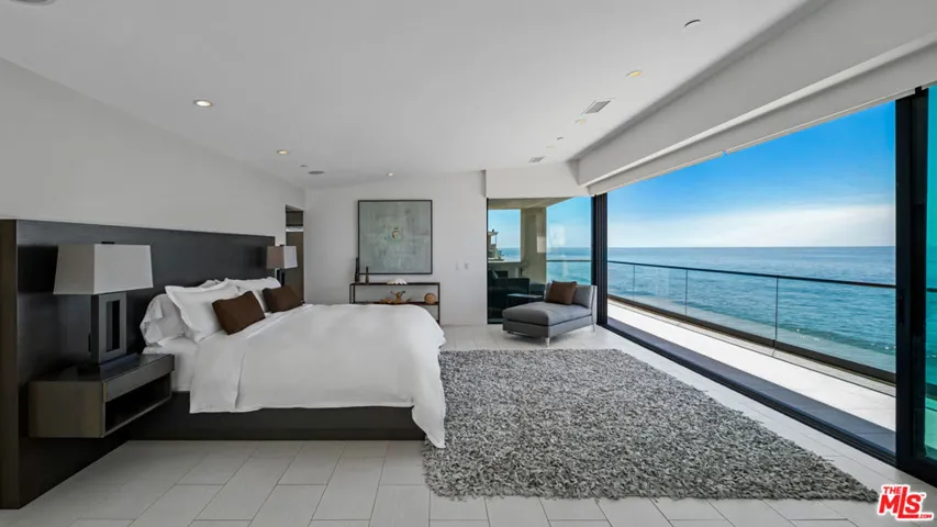 25250 Malibu Road, Malibu, California 90265