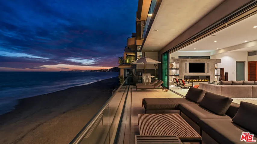 25250 Malibu Road, Malibu, California 90265