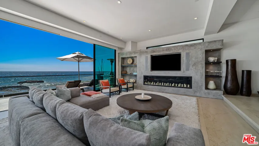 25250 Malibu Road, Malibu, California 90265