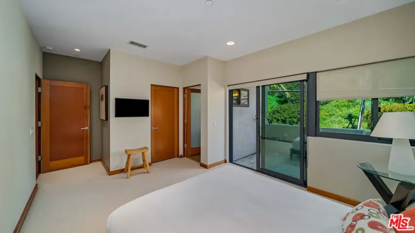 25250 Malibu Road, Malibu, California 90265