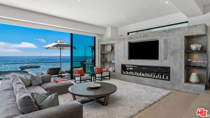 25250 Malibu Road, Malibu, California 90265