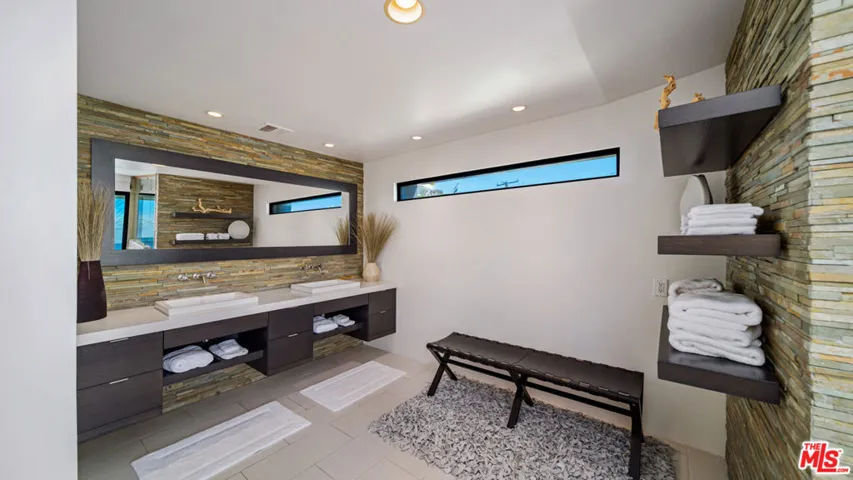 25250 Malibu Road, Malibu, California 90265