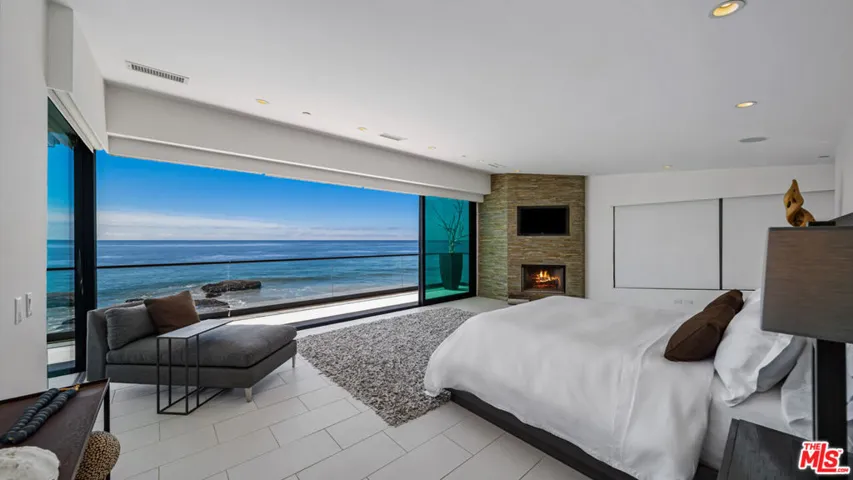 25250 Malibu Road, Malibu, California 90265