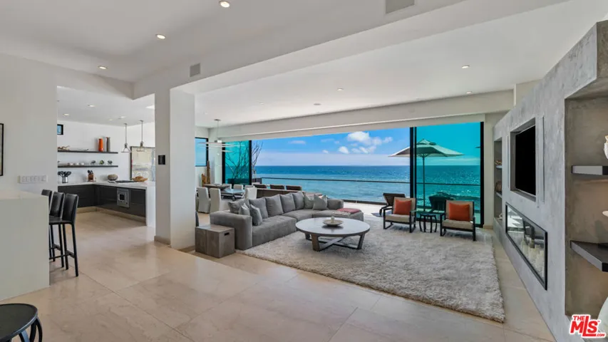25250 Malibu Road, Malibu, California 90265