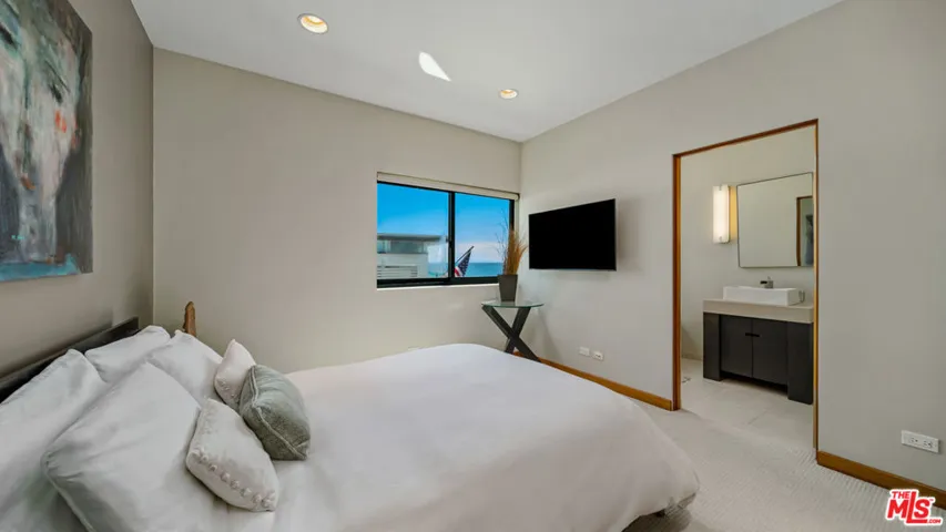 25250 Malibu Road, Malibu, California 90265
