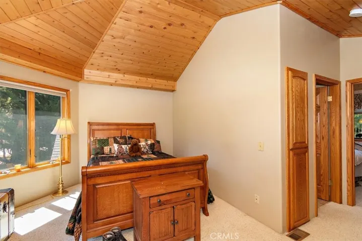 42762 Castlewood Road, Big Bear Lake, California 92315