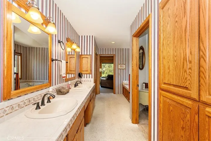42762 Castlewood Road, Big Bear Lake, California 92315