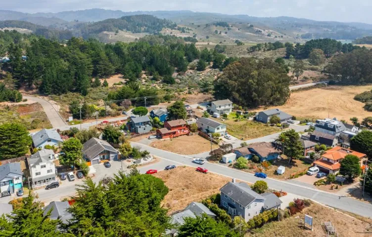 0 037-183-110, Moss Beach, California 94038