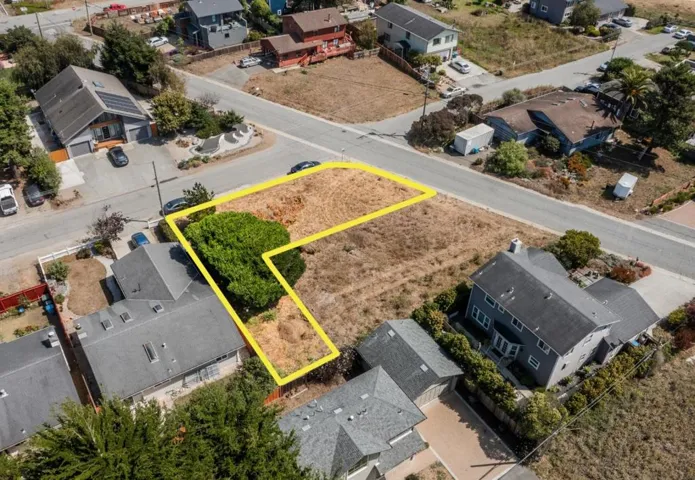 0 037-183-110, Moss Beach, California 94038