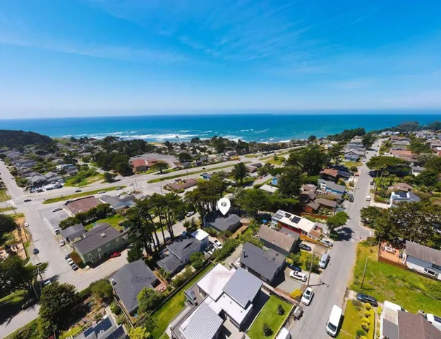 600 California Avenue, Moss Beach, California 94038