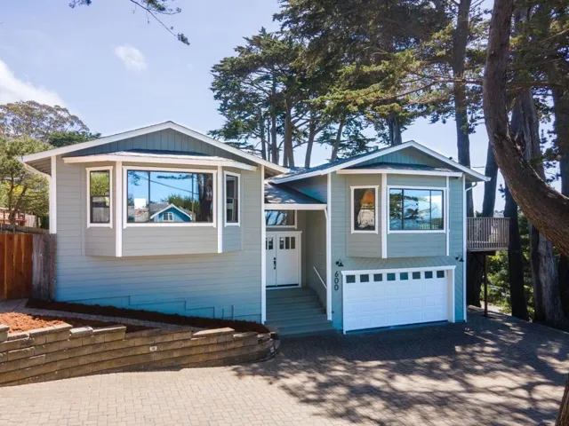 600 California Avenue, Moss Beach, California 94038