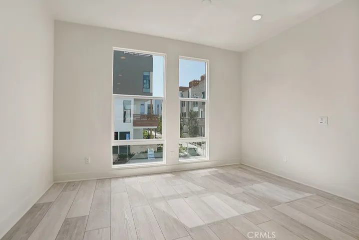 683 W 17th Street, Costa Mesa, California 92627