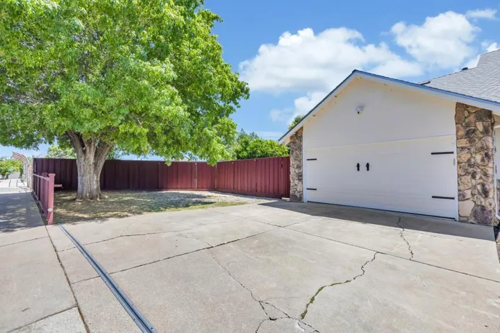 3795 Harbor Street, Pittsburg, California 94565