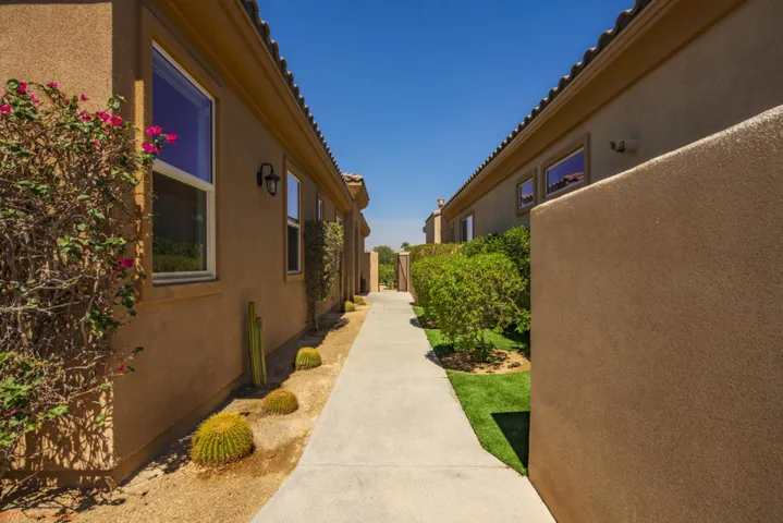 Were Focused 67402 N Laguna-39