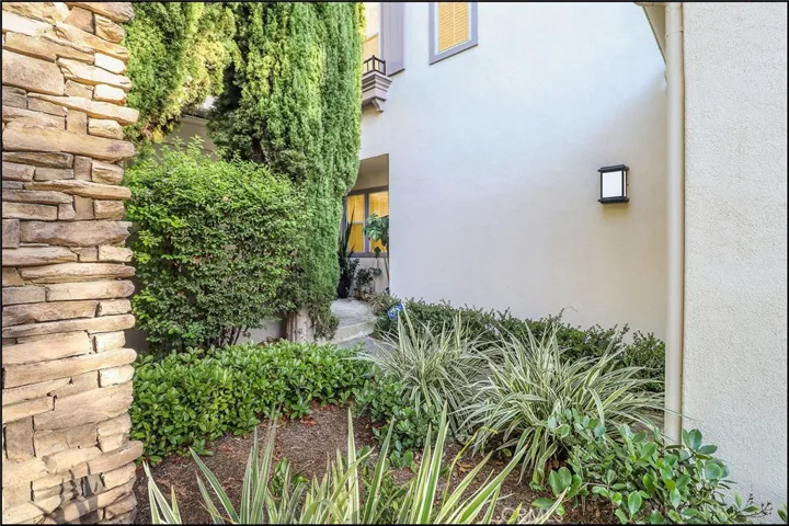 106 La Mirage Circle, Aliso Viejo, California 92656