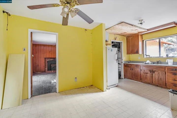 1218 Stony Glen Ln, Cotati, California 94931