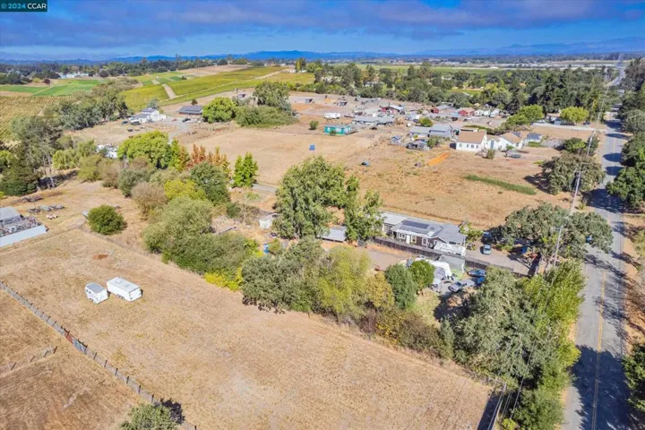 1218 Stony Glen Ln, Cotati, California 94931