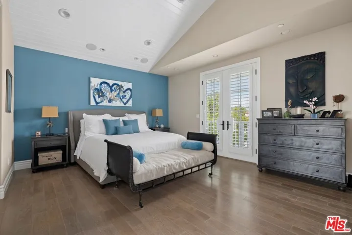 10584 Cushdon Avenue, Los Angeles, California 90064