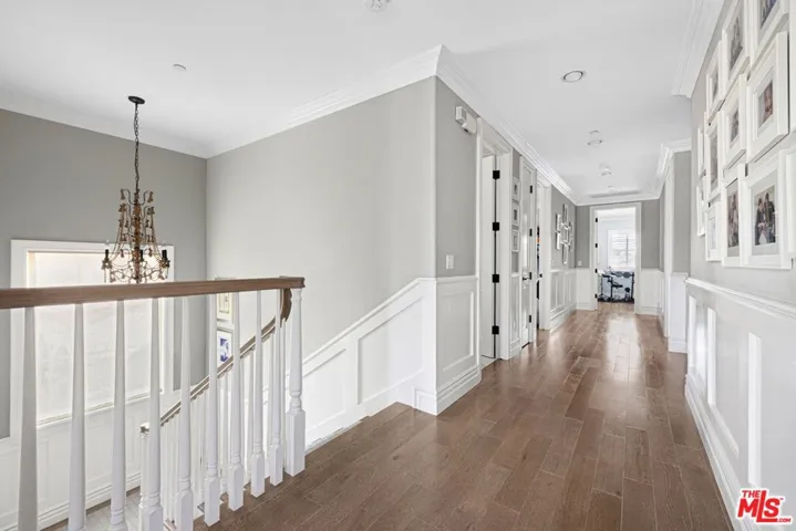 10584 Cushdon Avenue, Los Angeles, California 90064