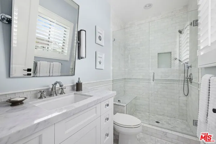 10584 Cushdon Avenue, Los Angeles, California 90064