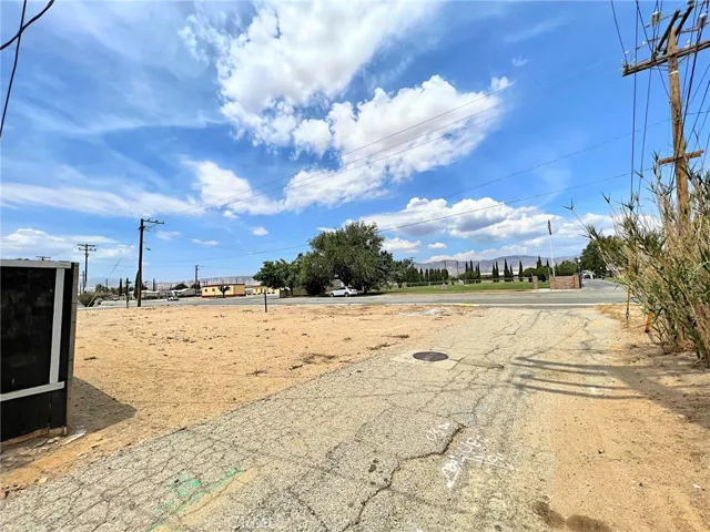 15962 M Street A, Mojave, California 93501