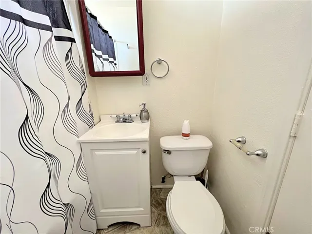 15962 M Street A, Mojave, California 93501