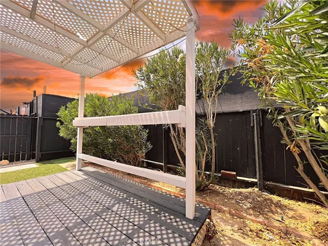 15962 M Street A, Mojave, California 93501