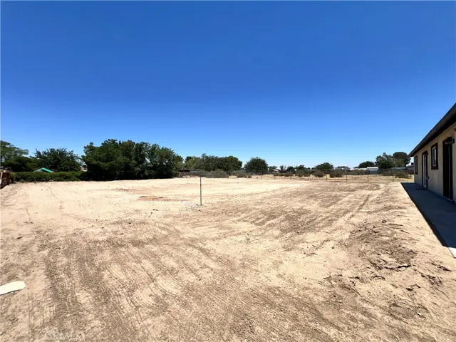 17205 Schoolview Ave, Palmdale, California 93591