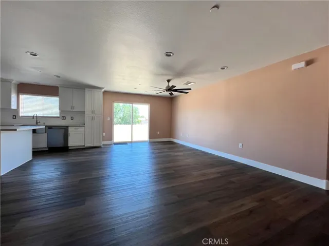 17205 Schoolview Ave, Palmdale, California 93591