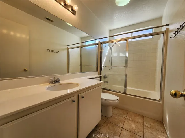 Upstairs Bathroom