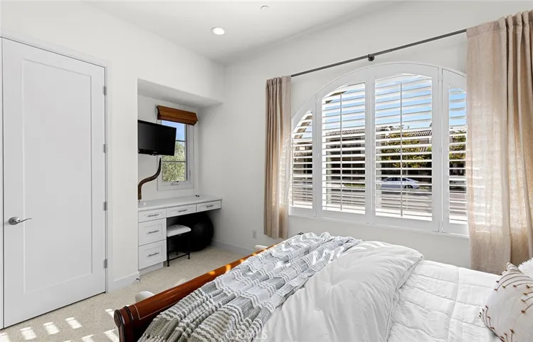 Downstairs casita with separate entry.