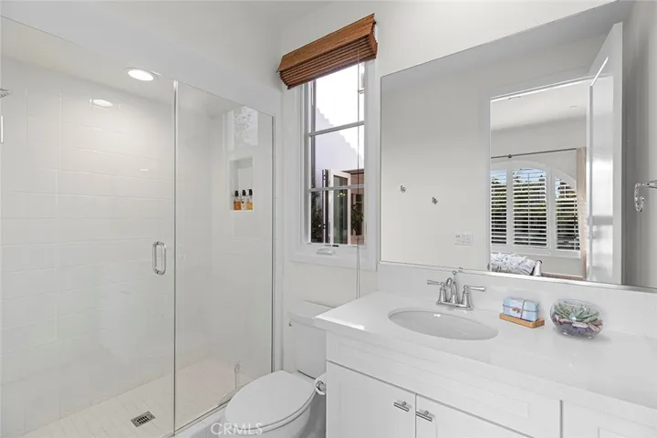 Downstairs casita bathroom.