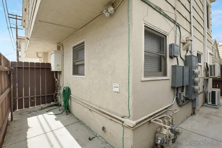 4725 Edgeware Rd., San Diego, California 92116