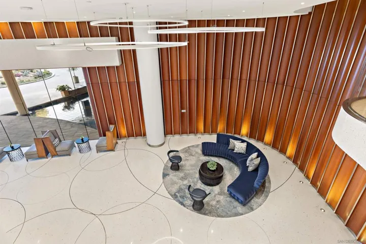 888 W E 1802, San Diego, California 92101