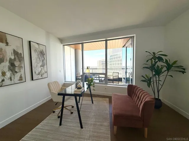 888 W E 1802, San Diego, California 92101