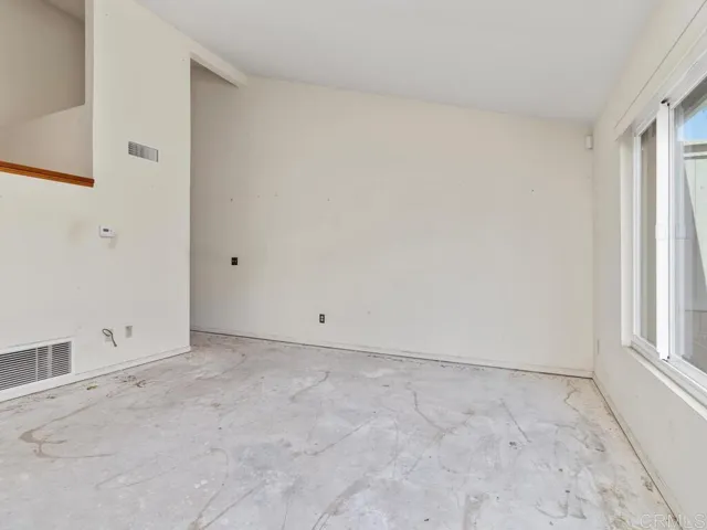 335 Flower Lane, Vista, California 92083