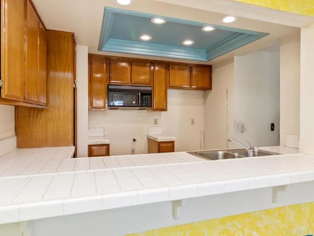 335 Flower Lane, Vista, California 92083
