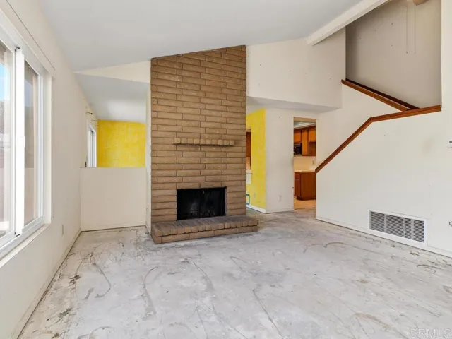 335 Flower Lane, Vista, California 92083