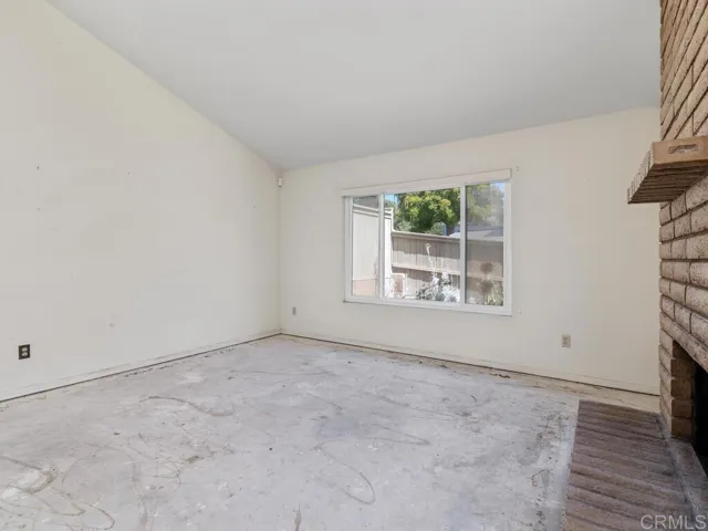 335 Flower Lane, Vista, California 92083