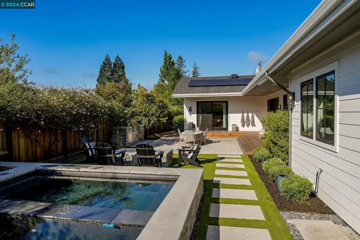 2715 Kinney Dr, Lafayette, California 94595
